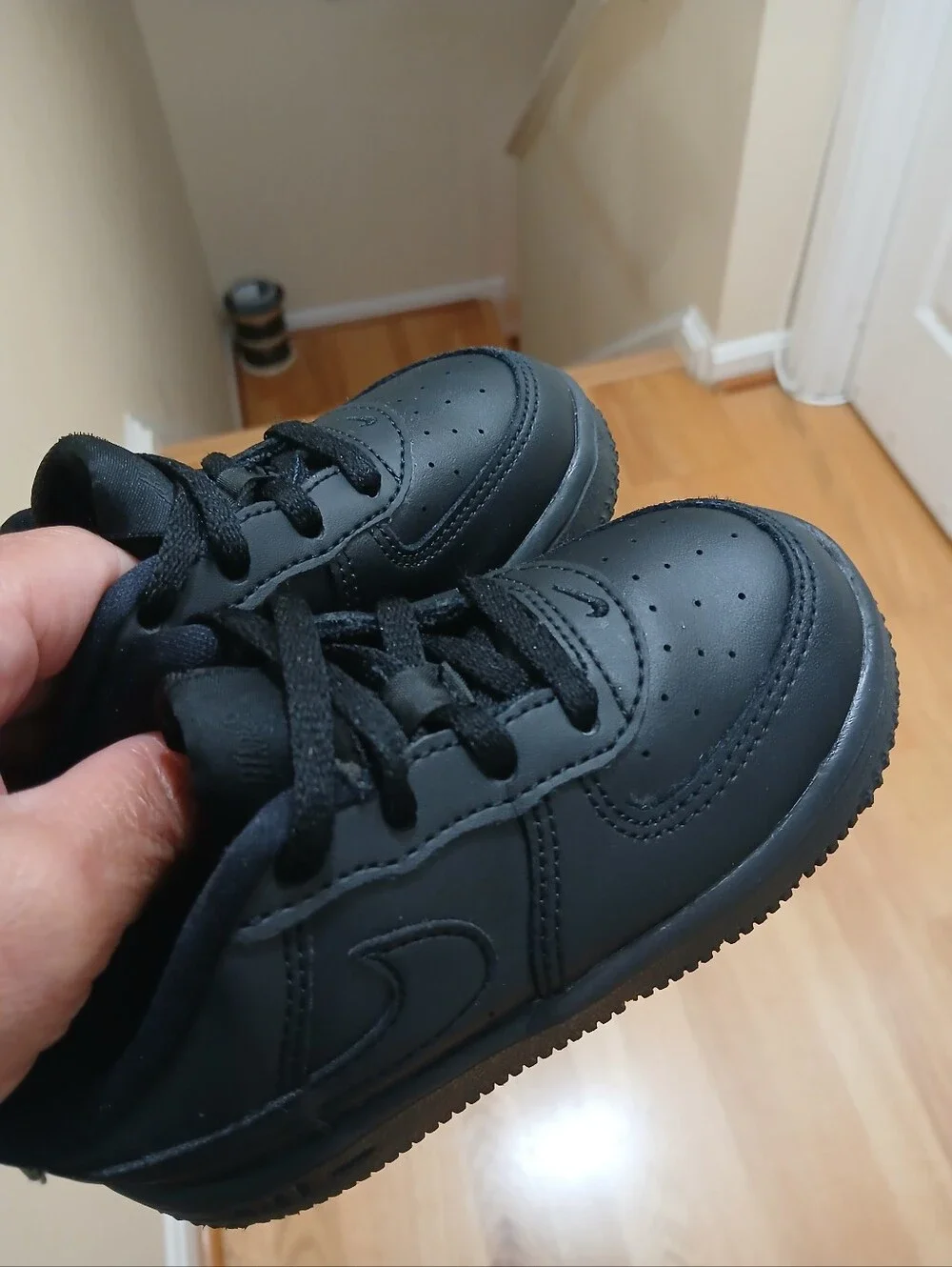 Nike Air Force 1 Athletic/Lifestyle Shoes Size 9C Unisex